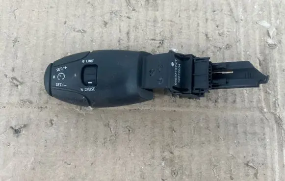 Peugeot 3008 I Cruise control stalk 96637157XT 12272004