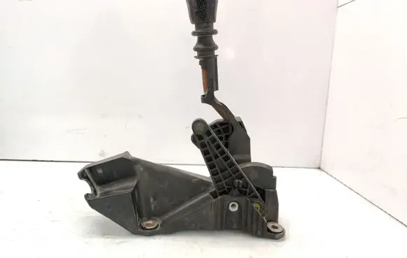 Nissan Qashqai Gear shifter/selector JD500 50064645
