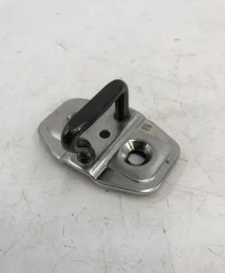 Mercedes-Benz EQE v295 Front door lock loop/hook striker 45001215