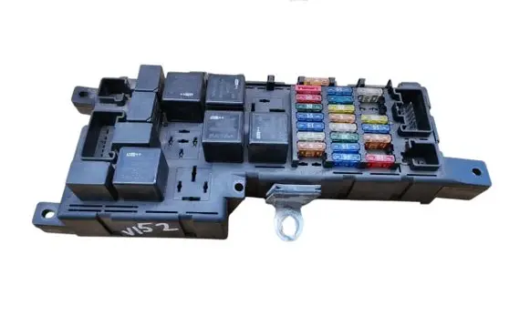 Volvo S60 Fuse module 8678449 518787205