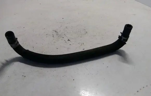 Toyota Avensis T250 Engine coolant pipe/hose