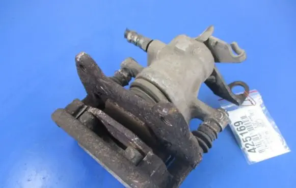 Alfa Romeo 147 Rear brake caliper