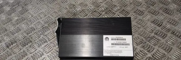 Dodge RAM 1500 DS Sound amplifier 68303985AA