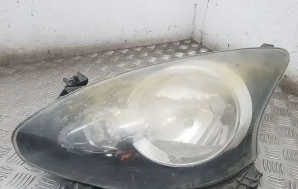 Toyota Aygo AB10 Headlight/headlamp 89032404 811500H010