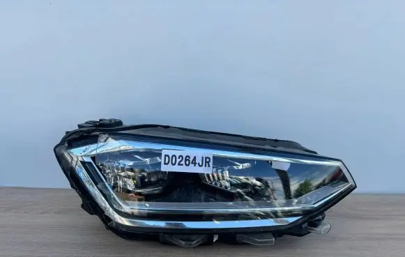 Volkswagen Golf Sportsvan Headlight/headlamp 517941036A