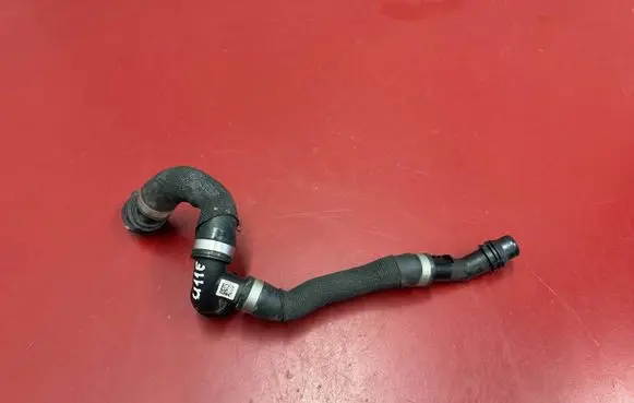 BMW X1 U11 Engine coolant pipe/hose 9896554 11539896554