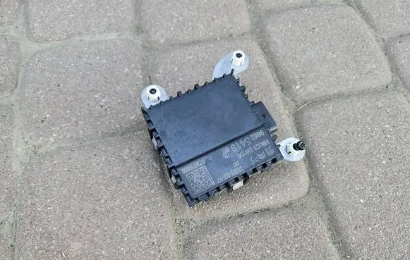 Opel Mokka B Distronic sensor radar 9852541980-
