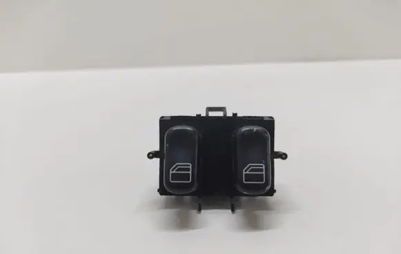 Mercedes-Benz ML W163 Electric window control switch 1638201110