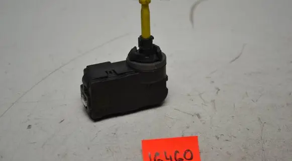 Opel Combo C Headlight level adjustment motor 24405672