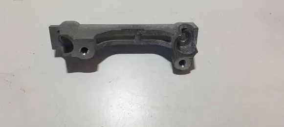 Toyota RAV 4 (XA40) Bracket in trunk/boot 