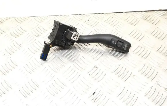 Audi A3 S3 8P Wiper control stalk 8P0953519A CZK03 01203610