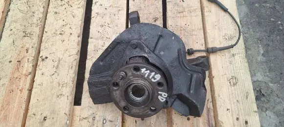 Peugeot 807 Front wheel hub