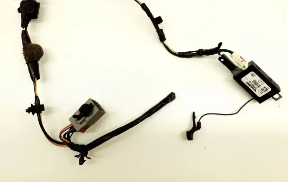 Volvo C30 Aerial antenna amplifier 30752169 28022741