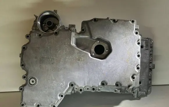 BMW 7 G11 G12 Oil sump 8643439 8643445