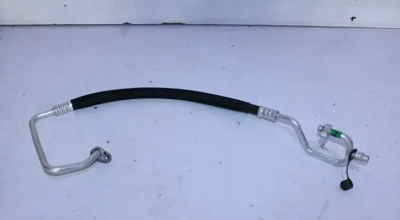 KIA Xceed Air conditioning (A/C) pipe/hose