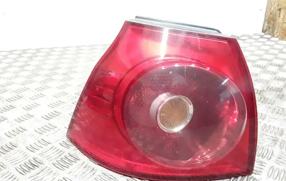 Volkswagen Golf V Rear/tail lights 1k6945095g