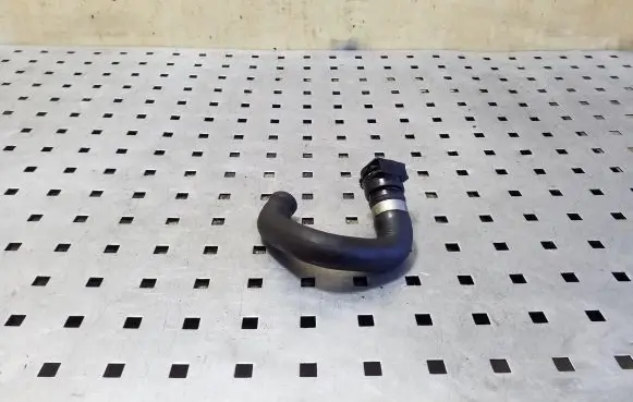 BMW X1 E84 Engine coolant pipe/hose