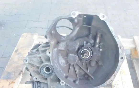 Nissan Micra Manual 5 speed gearbox 41B 189095