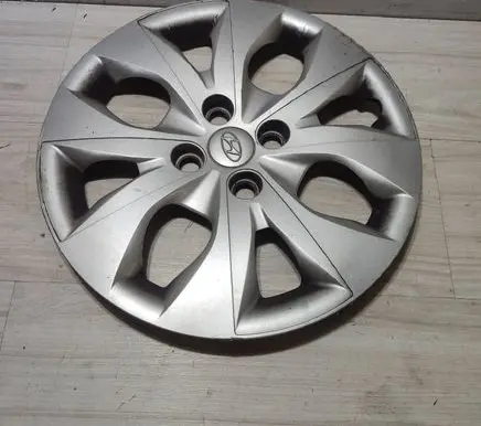 Hyundai i20 (GB IB) R15 wheel hub/cap/trim 52960C8001