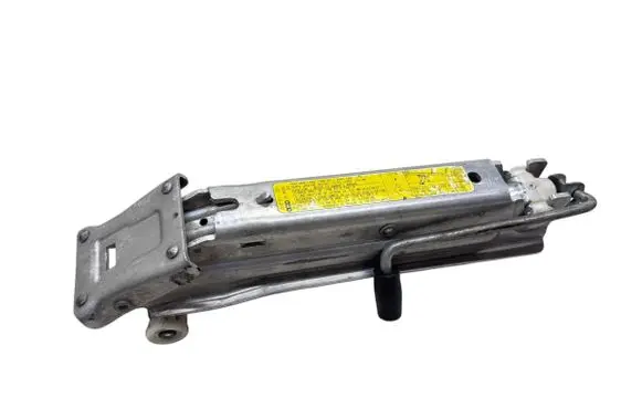 Audi A6 S6 C6 4F Lift Jack 4F0011031