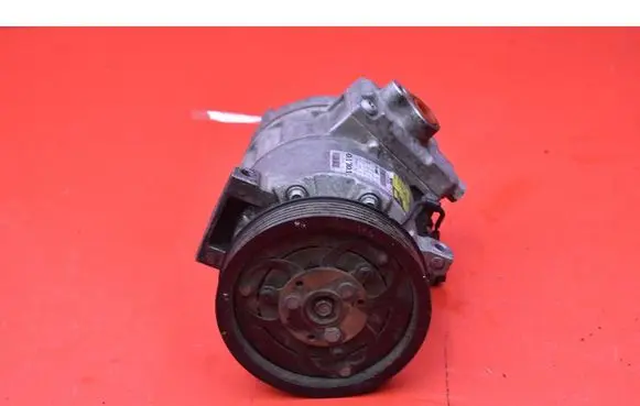 Volvo XC90 Air conditioning (A/C) compressor (pump) 30780715