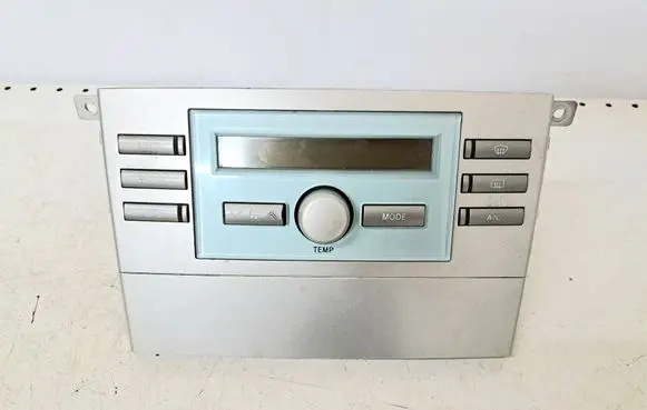 Toyota Corolla Verso AR10 Climate control unit 559000F030
