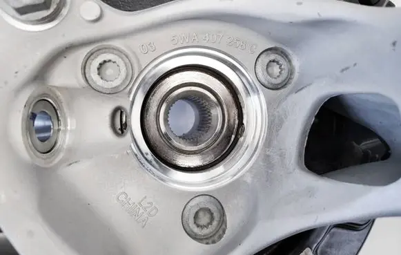 Cupra Terramar Front wheel hub spindle knuckle 5WA407254C 5QS615106A 5WA407621B
