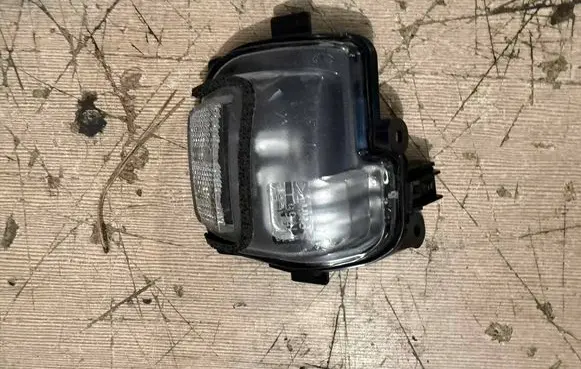 Mazda 3 II Mirror indicator light BHS2-69182