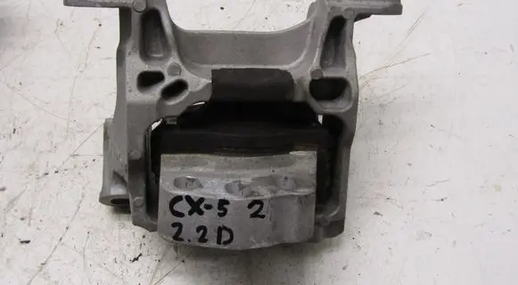 Mazda CX-5 II Engine mount vacuum valve KE64