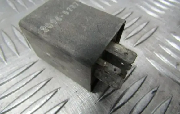 Volkswagen Transporter - Caravelle T4 Other relay 321955531a 5wk1636