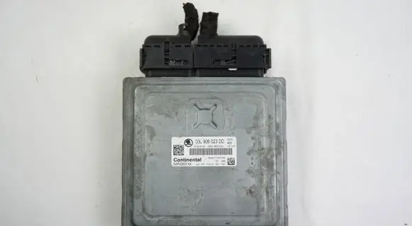Skoda Octavia Mk2 (1Z) Engine control unit/module 03L906023DD 5WP42633AA