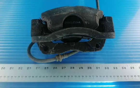 Nissan Qashqai Front brake caliper