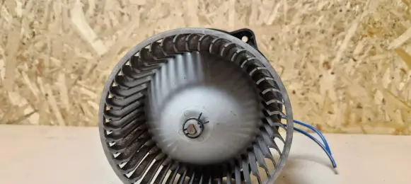 Honda CR-V Heater fan/blower 1940007095