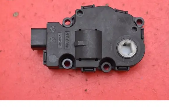 BMW 7 F01 F02 F03 F04 Air flap motor/actuator EFB431