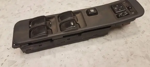 Mitsubishi Pajero Sport I Electric window control switch MR796122X5 1614D2