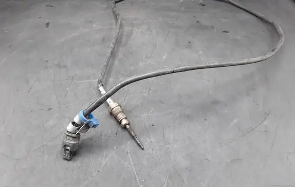 BMW 5 F10 F11 Exhaust gas temperature sensor 022656002921 8514730 2656002921