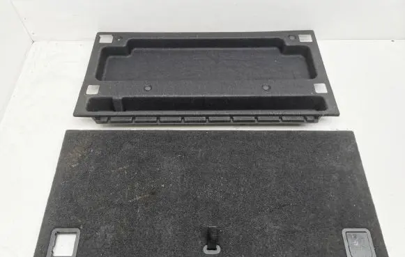 Trunk/boot mat liner