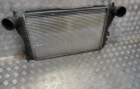 Skoda Octavia Mk2 (1Z) Intercooler radiator