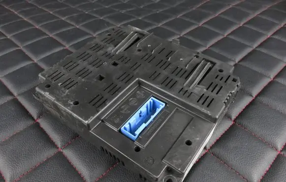 Fiat Grande Punto Bluetooth control unit module 10R030427 D008WC3D4 2012DJ7496