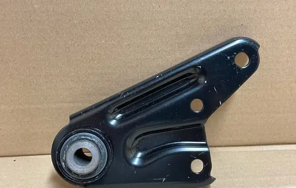 Mazda 3 II Engine mount bracket BP4N39010C