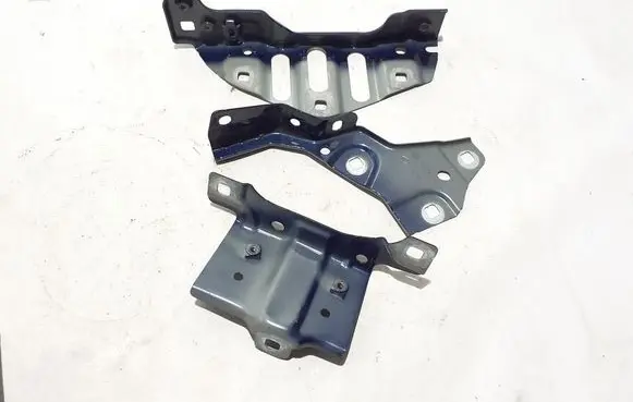 Renault Megane E-Tech Fender mounting bracket 641344677R
