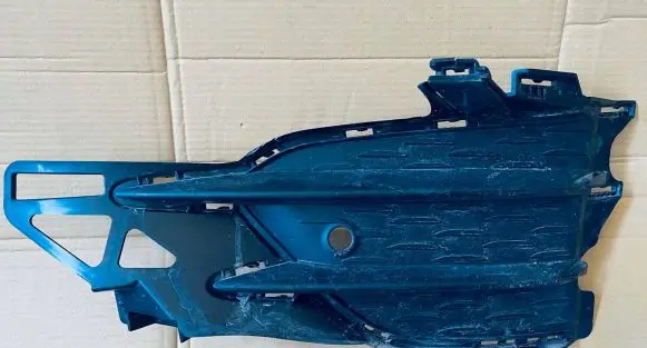 Mercedes-Benz GLE W167 Front bumper lower grill A1678853710 15353105