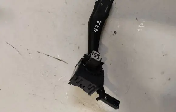 Volkswagen PASSAT B7 Wiper control stalk 1K0953519A 01203506 20350670215491