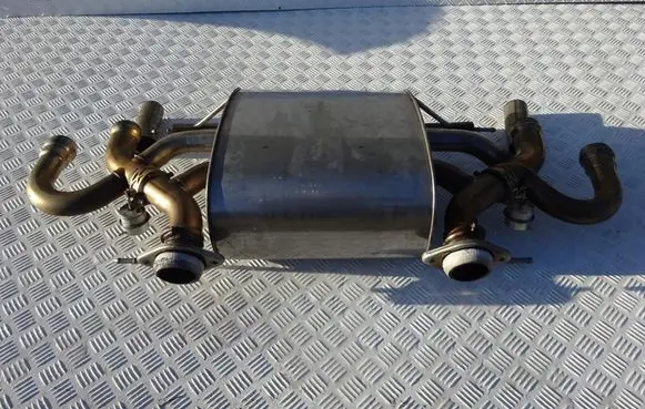 Aston Martin Vanquish V12 Muffler ending CD335N201CB