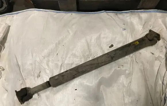 KIA Sorento Rear driveshaft/prop shaft 491003E300