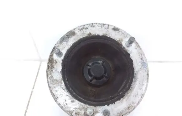 BMW 5 E39 Front upper strut mount 31336752735