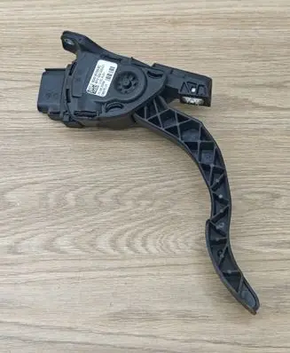 Volvo S80 Accelerator throttle pedal 6G929F836BC 6PV00922001