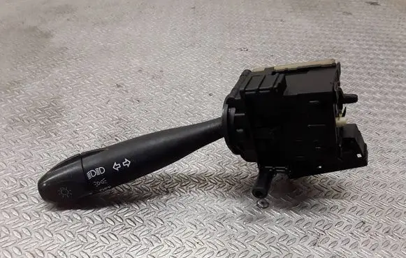 KIA Rio Indicator stalk
