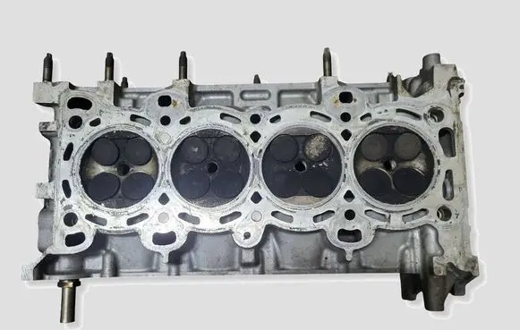 Mazda 6 Engine head 826