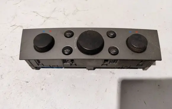 Opel Signum Climate control unit 13138196 69560002 ECC3200